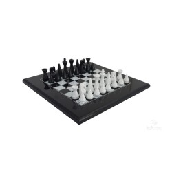 Set scacchiera in legno laccato e scacchi bianco/nero