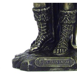 Statua Giulio Cesare