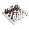 Set scacchiera e scacchi marmo rosso e bianco