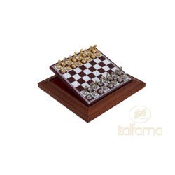 Set magnetico: scacchiera con contenitore e scacchi in metallo