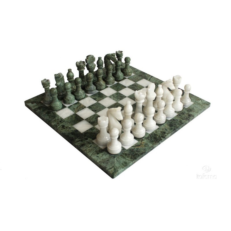 Set scacchiera e scacchi marmo verde e bianco