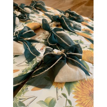 Libri come bomboniere per matrimoni: l’idea originale che conquista gli invitati